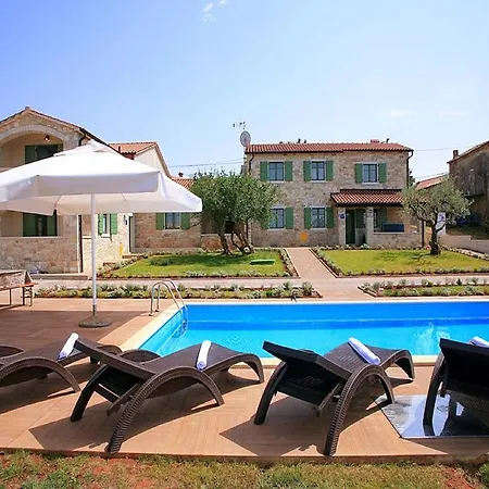 Vakantiehuis Holiday Village Experience Baldo *