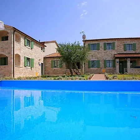 Holiday Village Experience Baldo *